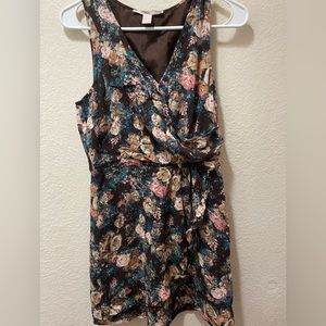Forever 21 contemporary dress size small
